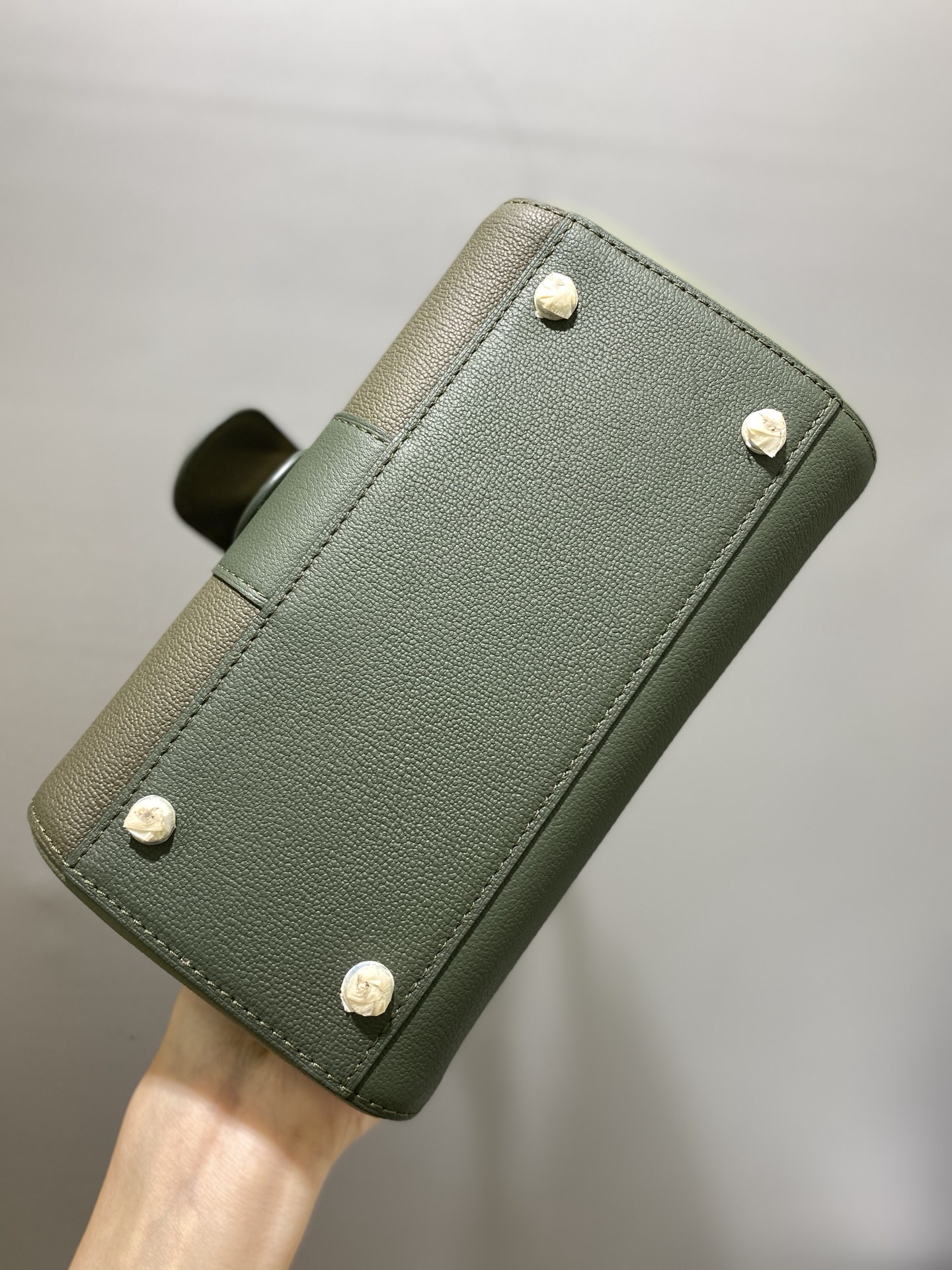 델보 브리앙 MM 토고백 스몰